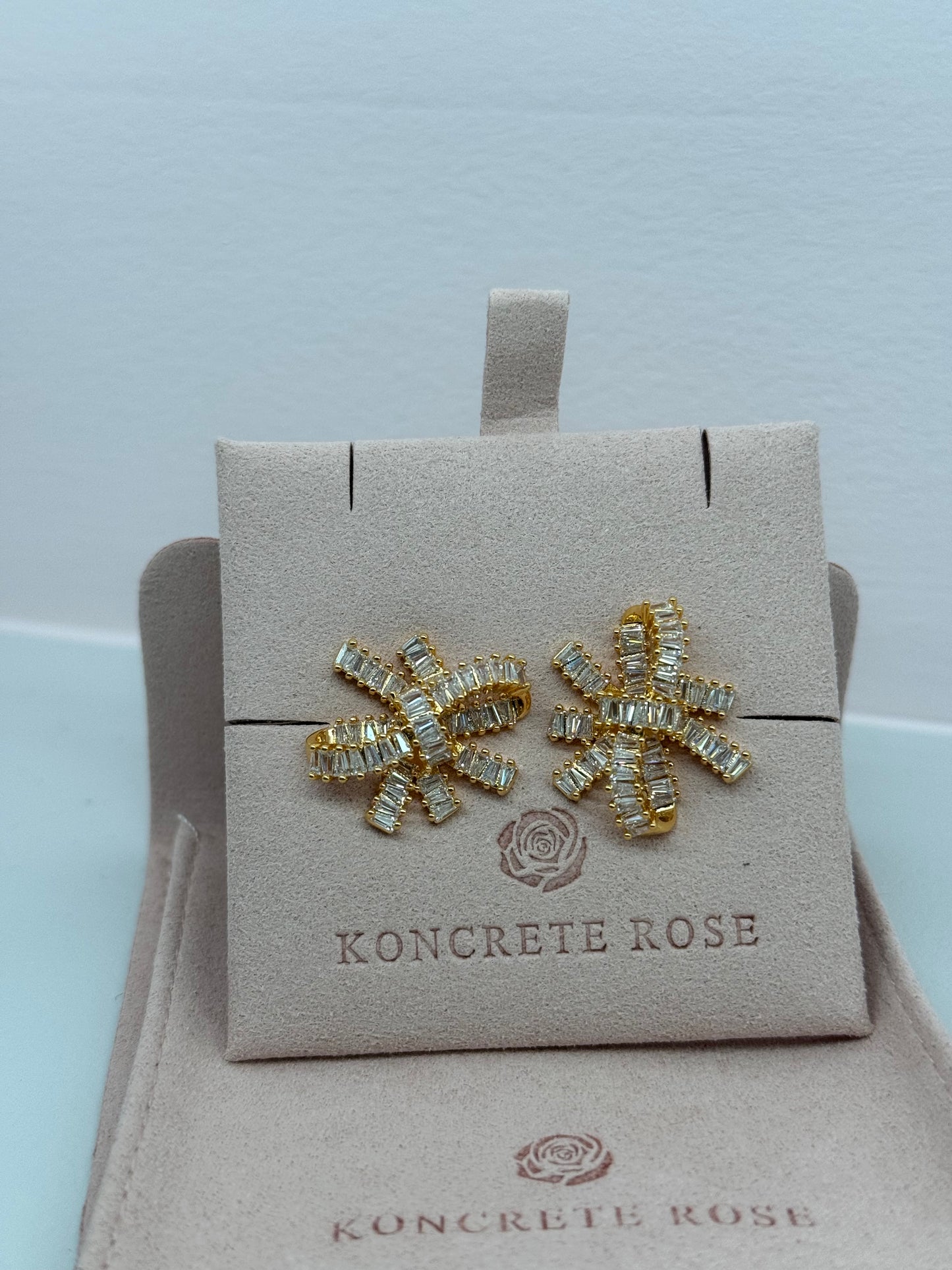 GOLD BOW KNOT EARINGS